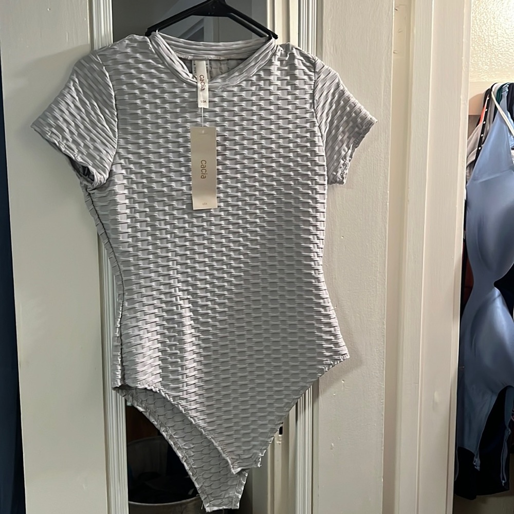 Brand new never worn only tried it on.